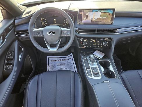 New 2026 INFINITI QX60 Sport image 9