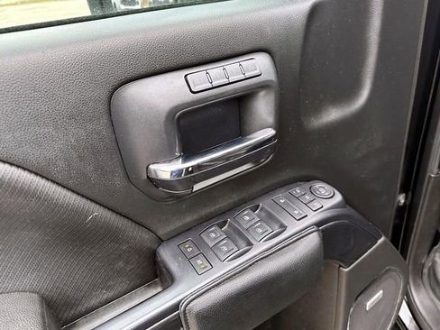 Used 2015 GMC Sierra 2500 SLT w/ All-Terrain HD Package image 19