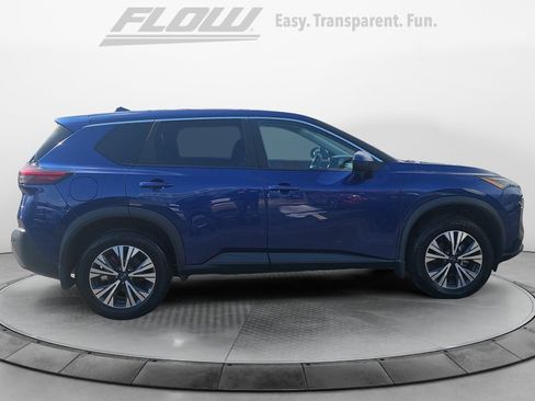 Used 2023 Nissan Rogue SV image 10