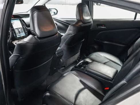 Certified 2017 Toyota Prius Prime Advanced image 18