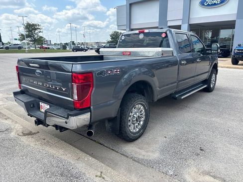 Used 2022 Ford F350 XLT w/ XLT Premium Package AWD/4WD image 6