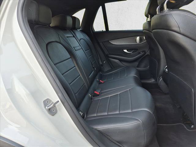 Used 2017 Mercedes-Benz GLC 300 4MATIC image 19