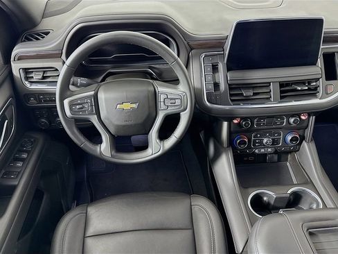 Used 2024 Chevrolet Suburban LT AWD/4WD image 23