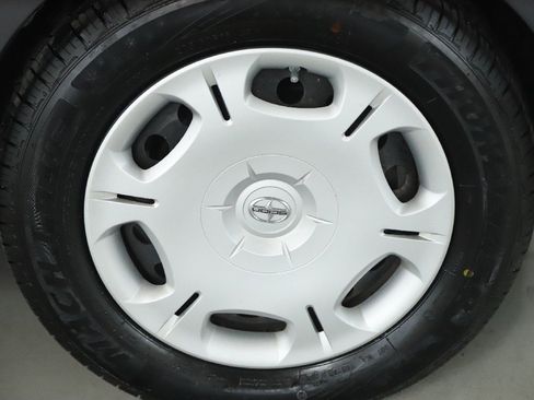 Used 2008 Scion xD Base image 38