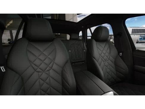 Used 2026 BMW X5 sDrive40i w/ Premium Package RWD image 21