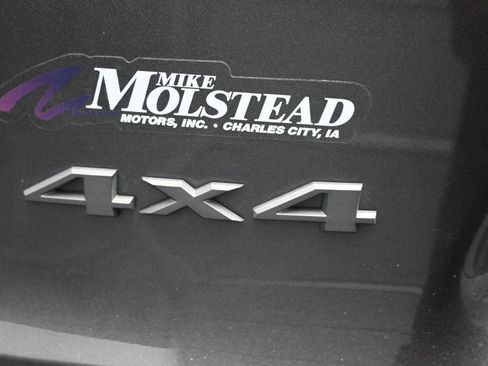 Used 2021 Jeep Cherokee Trailhawk image 15