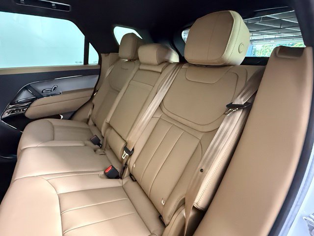 New 2027 Land Rover Range Rover Sport SE AWD/4WD image 19