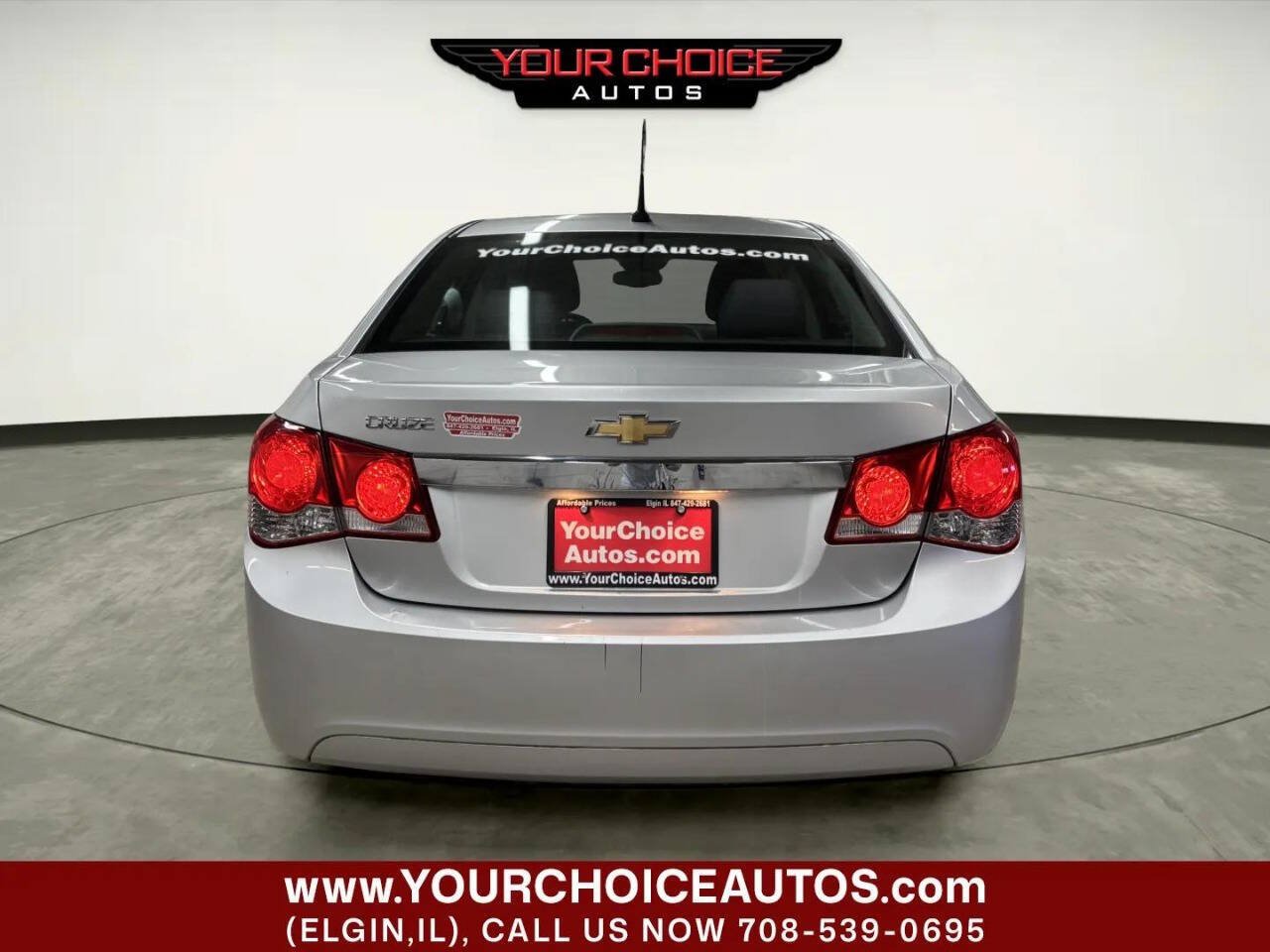 Used 2014 Chevrolet Cruze LS FWD image 4