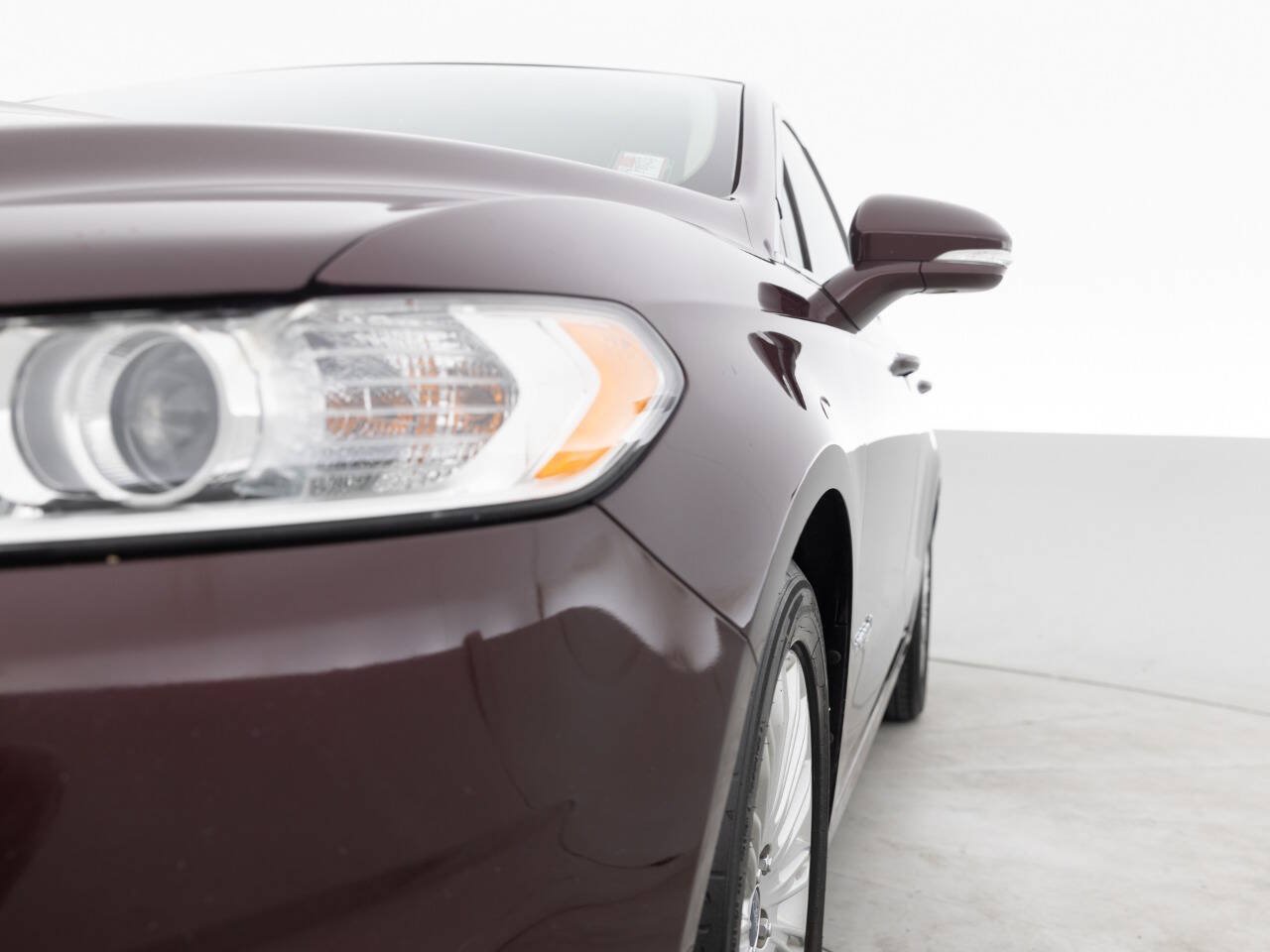 Used 2013 Ford Fusion SE FWD image 12