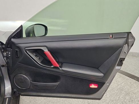 Used 2016 Nissan GT-R Black Edition image 38