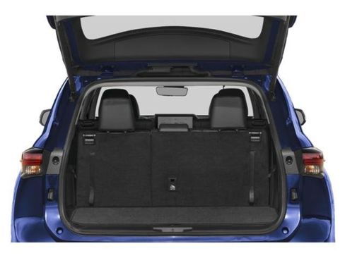 Used 2025 Toyota Highlander XLE image 14