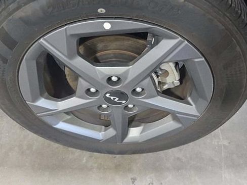 Used 2025 Kia K4 FWD image 17