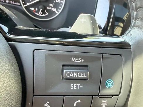 Used 2023 Nissan Pathfinder SL w/ SL Premium Package AWD/4WD image 21