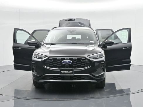 Used 2024 Ford Escape ST-Line Elite image 32