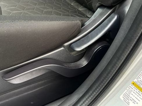 Used 2025 Mitsubishi Outlander Sport ES AWD/4WD image 12