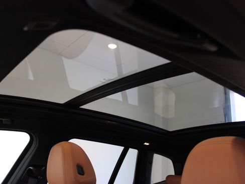 Used 2022 BMW X3 xDrive30i w/ Premium Package 2 image 24