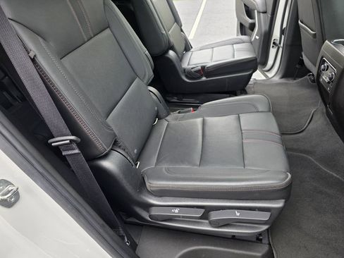 Used 2021 Chevrolet Tahoe RST w/ Luxury Package image 17