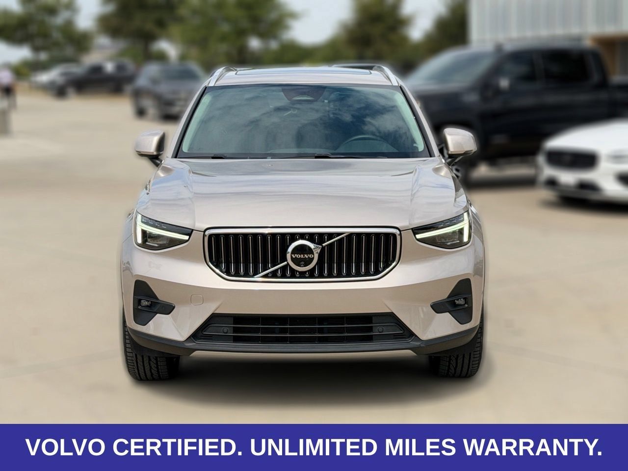 Certified 2024 Volvo XC40 B5 Plus w/ Protection Package Premier AWD/4WD image 6