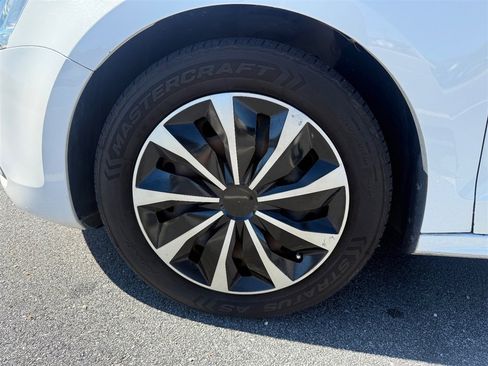 Used 2013 Volkswagen Jetta SE image 12