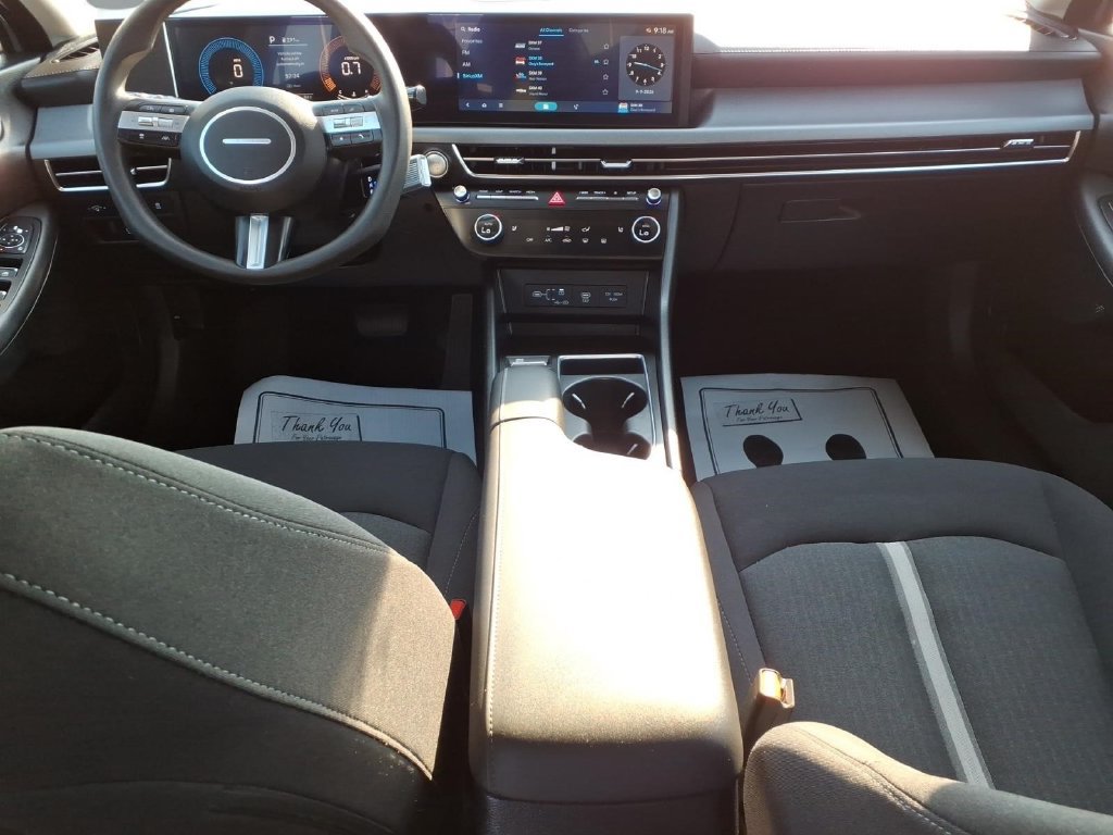 Used 2025 Hyundai Sonata SEL FWD image 13