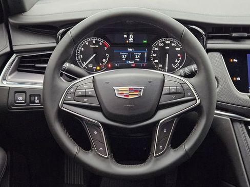New 2026 Cadillac XT5 Luxury w/ LPO, Floor Liner Package image 14