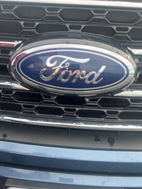 Used 2020 Ford Explorer XLT w/ Equipment Group 202A AWD/4WD image 29
