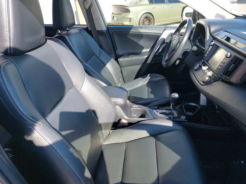 Used 2018 Toyota RAV4 Limited w/ Protection Package image 10