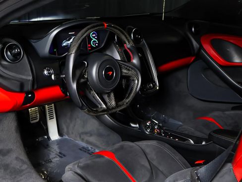 Used 2017 McLaren 570S Coupe RWD image 17