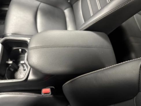 Used 2023 Toyota RAV4 XLE Premium image 20