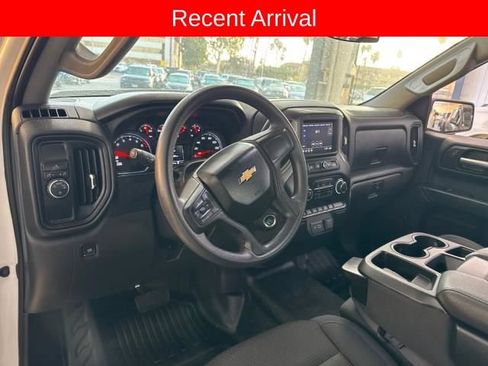 Used 2025 Chevrolet Silverado 1500 W/T RWD image 6