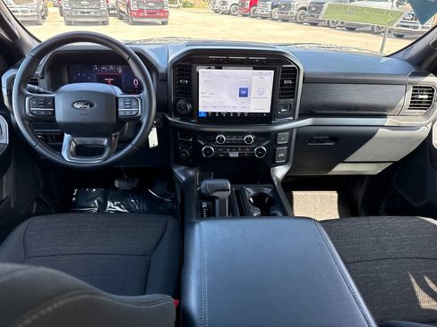 Used 2024 Ford F150 XLT w/ XLT Black Appearance Package AWD/4WD image 6