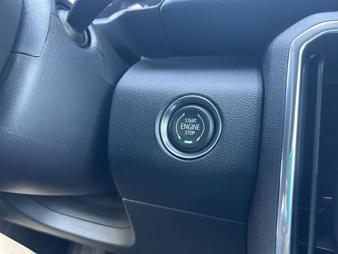 New 2026 GMC Acadia Elevation FWD image 22