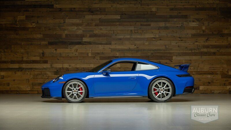 Used 2026 Porsche 911 Carrera GTS RWD image 2