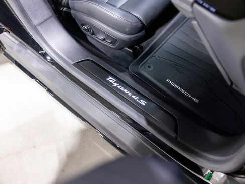 Used 2024 Porsche Taycan 4S image 32