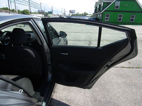 Used 2020 Nissan Altima 2.5 S FWD image 20