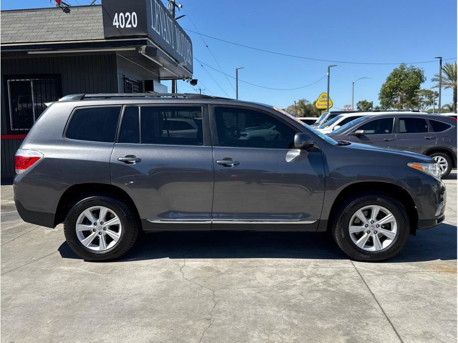 Used 2013 Toyota Highlander SE AWD/4WD image 8