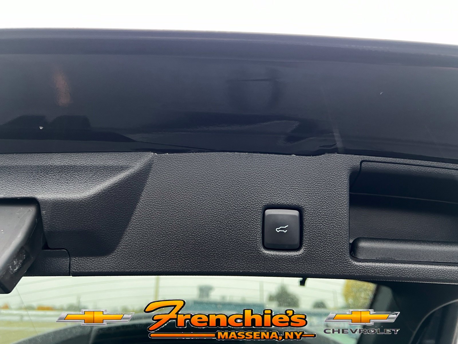 Used 2025 Ford Escape Platinum AWD/4WD image 6