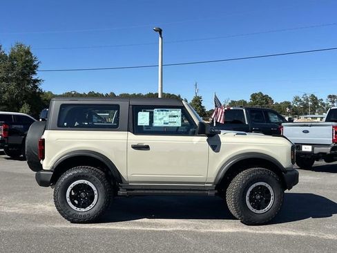 New 2025 Ford Bronco 2-Door w/ Sasquatch Package image 5