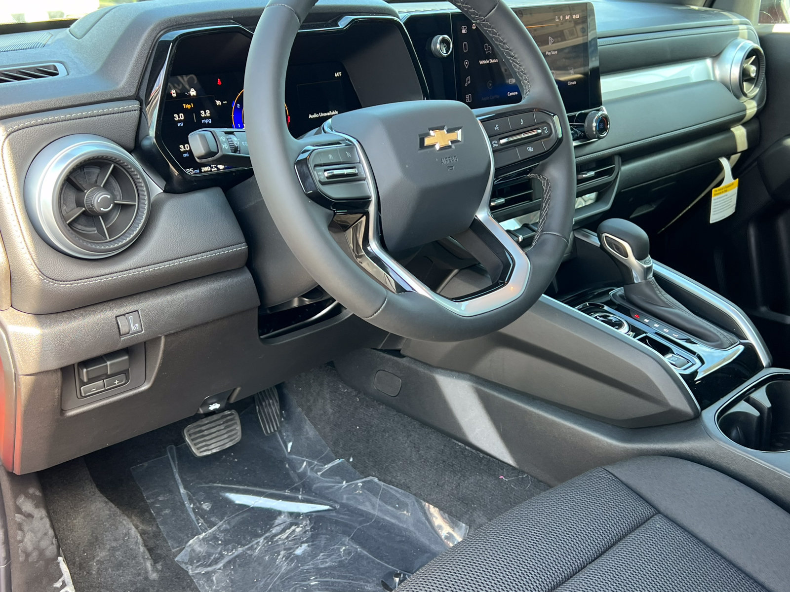 New 2026 Chevrolet Colorado LT w/ Advanced Trailering Package AWD/4WD image 16