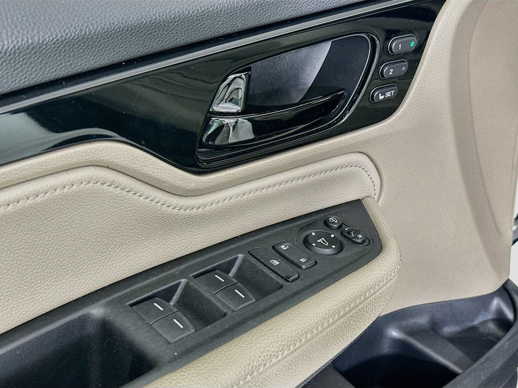 Used 2022 Honda Odyssey Elite image 21