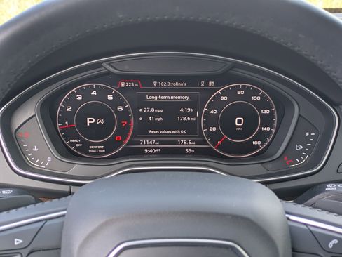 Used 2019 Audi Q5 Prestige w/ Prestige Package image 10