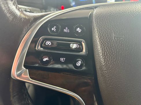 Used 2017 Cadillac Escalade ESV Luxury image 13