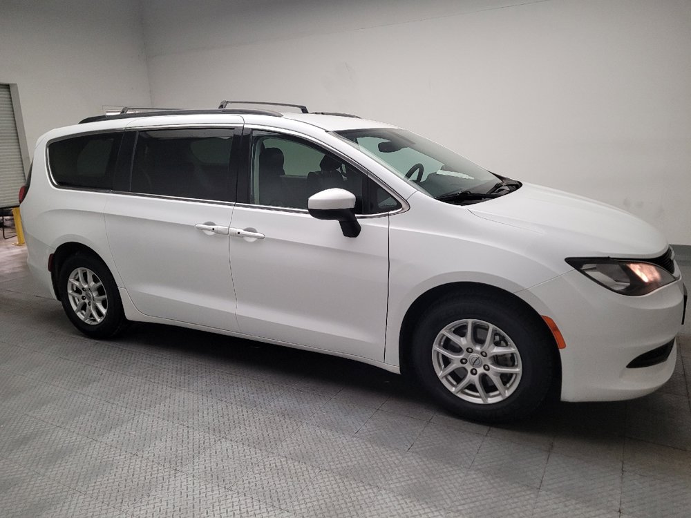 Used 2021 Chrysler Voyager Lxi FWD image 11
