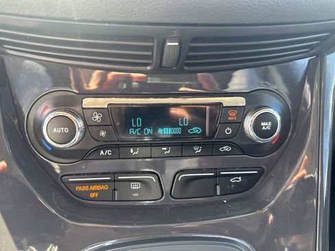 Used 2015 Ford Escape Titanium AWD/4WD image 18