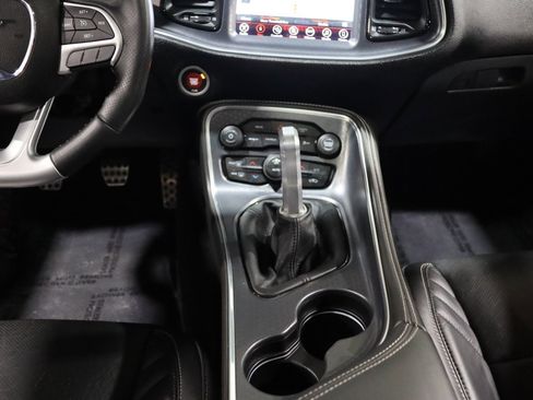 Used 2017 Dodge Challenger SRT image 52