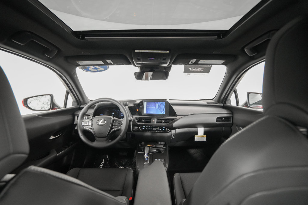 Certified 2025 Lexus UX 300h FWD w/ Accessory Package (Z1) image 15