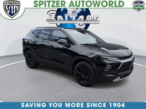 Used 2024 Chevrolet Blazer LT w/ Convenience Package AWD/4WD image 2