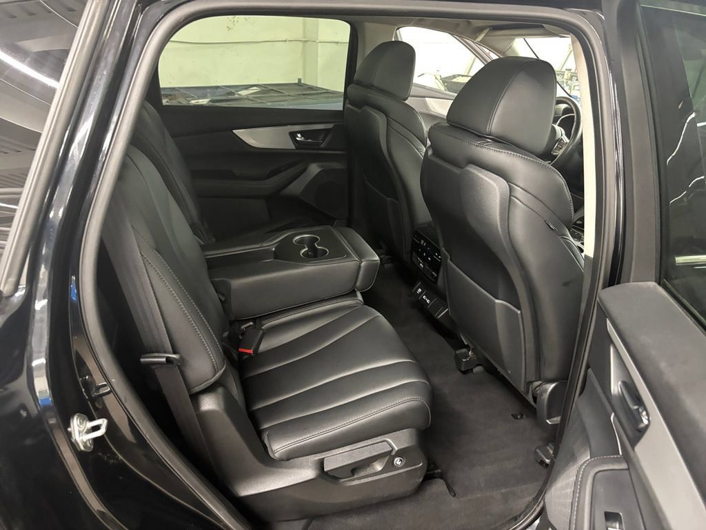 Certified 2024 Acura MDX SH-AWD image 18