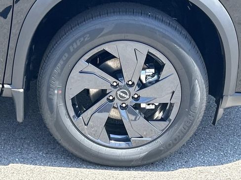 New 2026 Nissan Rogue SV AWD/4WD image 9