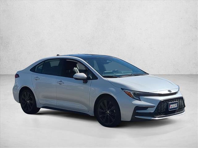 Used 2024 Toyota Corolla XSE FWD image 3